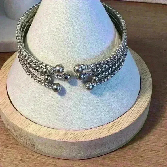 Vintage Silver Rhinestone Stretch Cuff - Picture 3 of 8